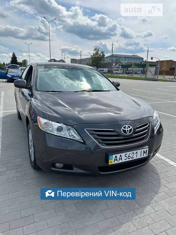 AUTO RIA Продам Тойота Камрі 2008 AA5621IM бензин 3 5 седан бу у