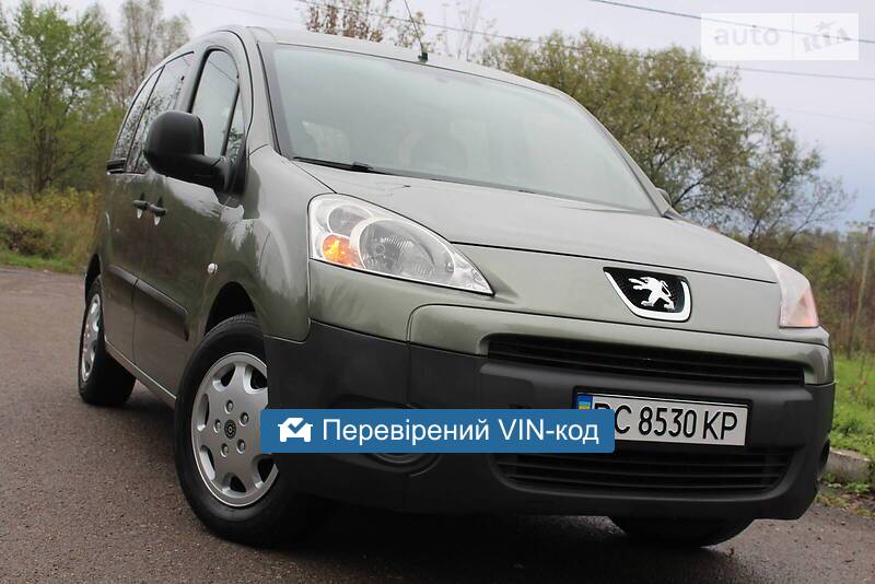 Peugeot Partner пасс. 2011