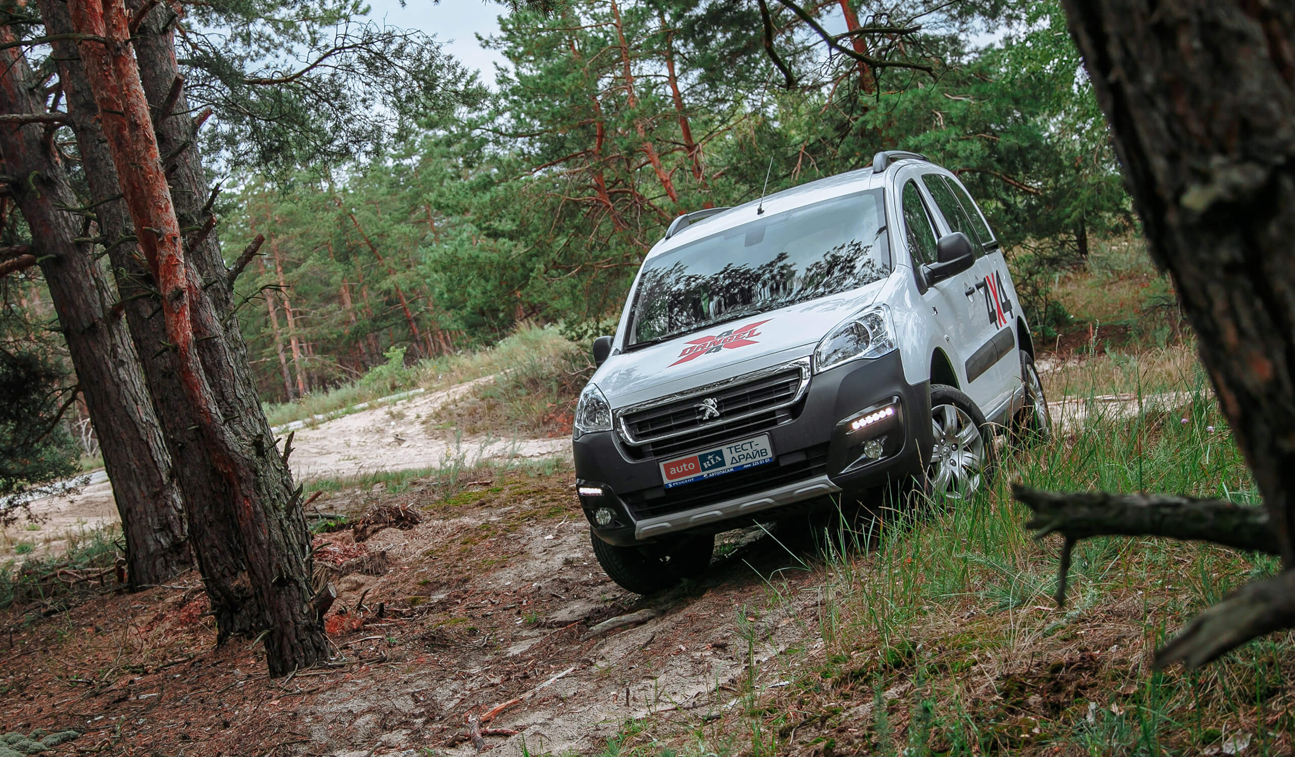 Peugeot Partner Dangel: Пирожок с двойной начинкой, cтраница 3 - AUTO.RIA  на выходные. Выпуск 287