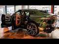 Aston Martin DBX Base